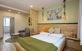 Bauer Resort - Countryside Retreat